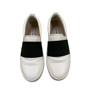 Steve Madden Women's White Slip On Shoes with Black Accent Stripe, Size 6.5 SKU